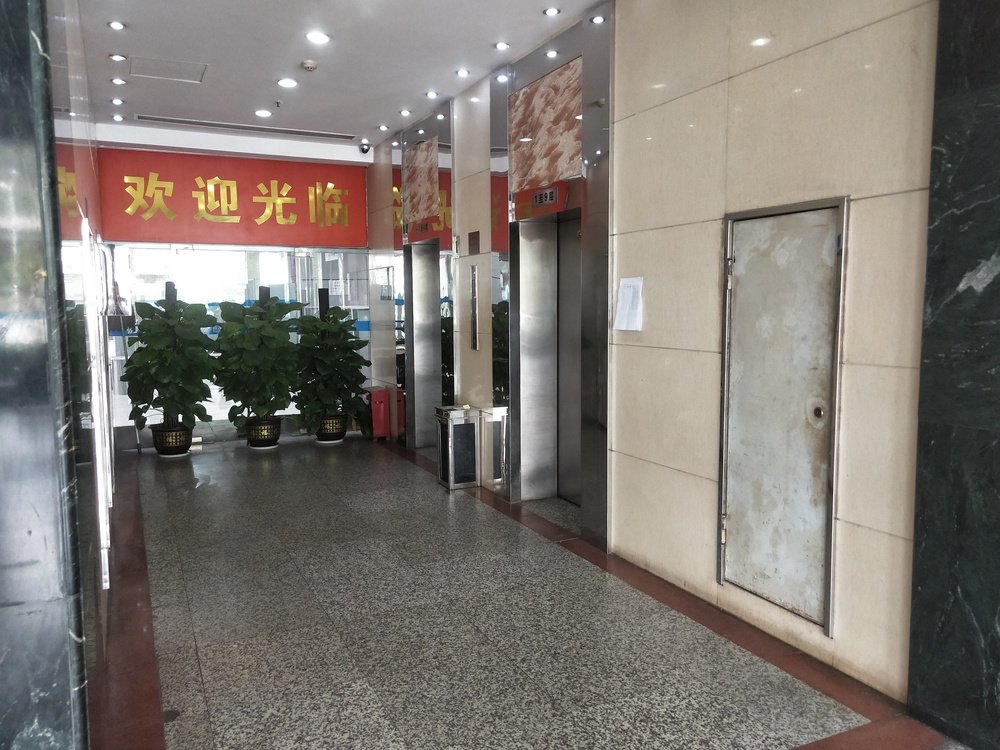 电梯厅1